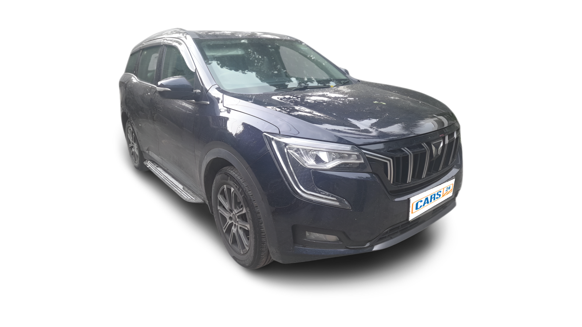 Mahindra XUV700-img
